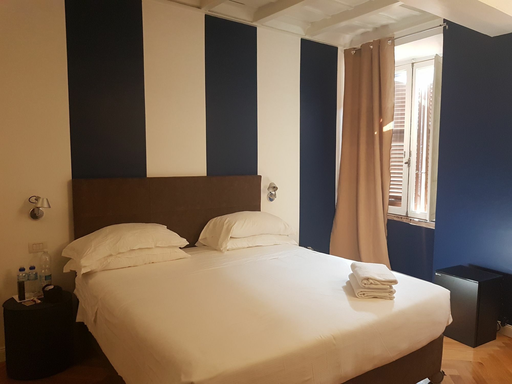 Maison Palazzo Taverna Roma Esterno foto