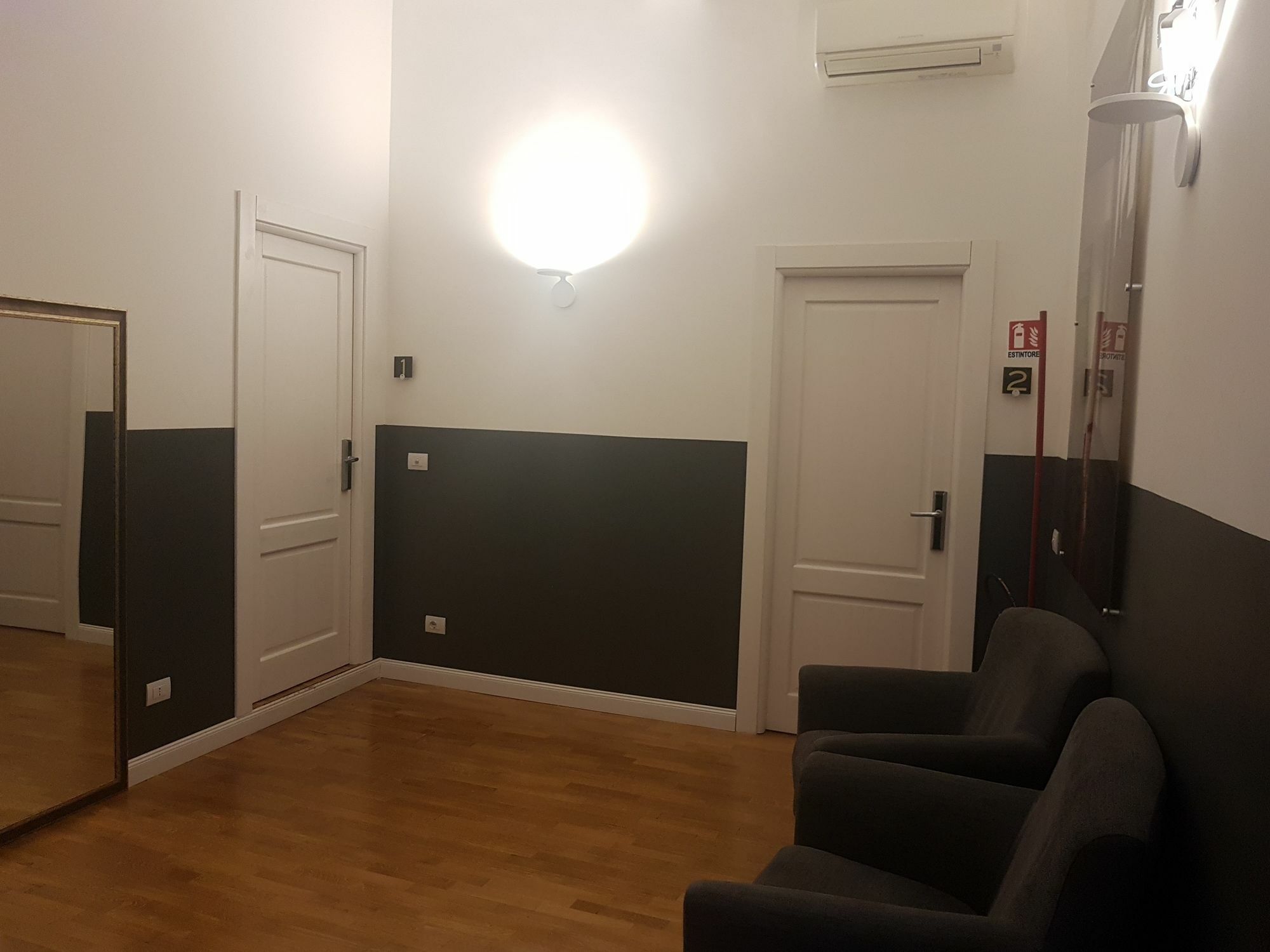 Maison Palazzo Taverna Roma Esterno foto